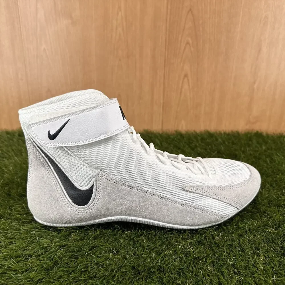 Nike Speedsweep VIII White Black White Wrestling Shoes HF9132-100 Men's Sz 11.5
